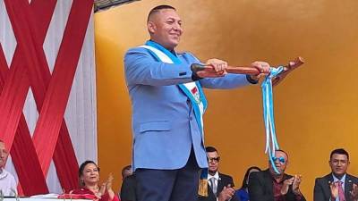 El alcalde del municipio de Manto, Olancho, José Luis Chirinos, falleció este sábado luego de sufrir un paro cardiorrespiratorio y ser trasladado de emergencia a un centro médico privado, donde los médicos confirmaron su deceso.