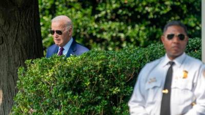 Pese a su conexión con sus otros seis nietos, Joe Biden nunca se ha referido a Navy Joan Roberts.