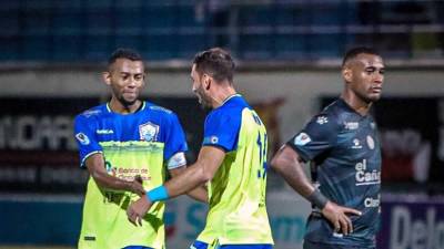 El Real España fue frenado por los Potros del Olancho FC. Empataron 1-1 en el estadio Juan Ramón Brevé Vargas.