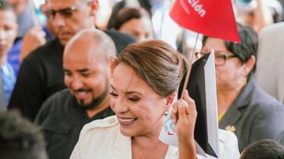 La presidenta durante la apertura del programa de vacunación nacional.