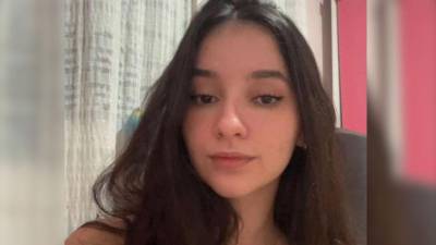 Alana Anisio Rosa acudió a su primera audiencia judicial el pasado viernes 17 de abril contra el hombre acusado de apuñalarla en 40 ocasiones presuntamente porque le negó una cita en Sao Goncalo, en la región metropolitana de Río de Janeiro, Brasil.