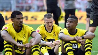 El Borussia Dortmund perdió el título de la Bundesliga en la última jornada al no poder ganar en casas al Mainz, fue empate 2-2.