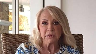 La salud de Laura Bozzo mantiene en alerta a sus seguidores, luego de que la conductora peruana fuera sometida a una cirugía de emergencia por una úlcera duodenal perforada, una complicación que ha marcado el inicio de una difícil recuperación.