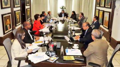 Pleno de magistrados en reunión en Tegucigalpa.
