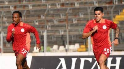 Palma fue convocado para el juego, pero su debut podría verse desarrollado el miércoles en la Copa de Grecia.