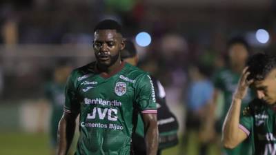 Clayvin Zúniga ingresó en el segundo tiempo en el amistoso CD Choloma vs Marathón.