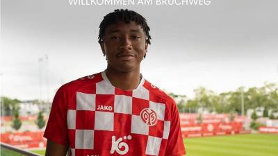 El hondureño Nayrobi Vargas ya forma parte del equipo oficial del Mainz 05 de Alemania.