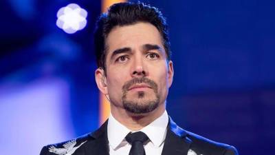 El actor y conductor de televisión, Omar Chaparro, apareció en las principales portadas de los medios de la farándula después de conceder una entrevista con la periodista de espectáculos, Pati Chapoy, en la que destapó la condición incurable con la que fue diagnosticado.