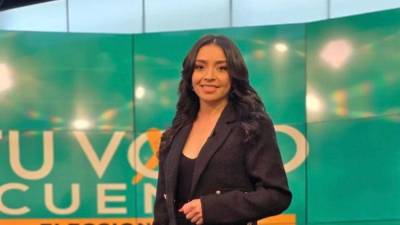 La noche del miércoles se confirmó el fallecimiento de la joven periodista hondureña Mariela Flores, una noticia que ha causado profunda consternación y tristeza en el gremio periodístico nacional.