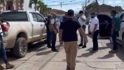 El conflicto entre policías y un grupo armado de civiles en Catacamas, Olancho ya repercusiones en dicha ciudad, ya que el ministro de Seguridad, Gustavo Sánchez ha ordenado capturar a todas las personas involucradas en dicho enfrentamiento.