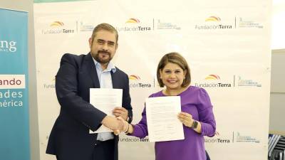 Con la firma de esta alianza Fundación Terra y Glasswing Honduras impulsan desarrollo integral de líderes juveniles de la región Centroaméricana.