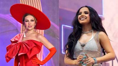 Las cantantes Thalía y Becky G.
