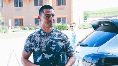 Roger Espinoza cuenta con 36 años de edad y milita en el Sporting Kansas City de la MLS.