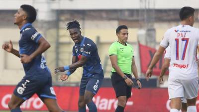 Rubilio Castillo fue el anotador del primer gol de Motagua ante Olimpia.