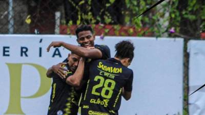 Real España logra valioso triunfo y complica a la Real Sociedad