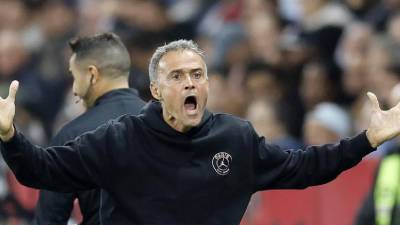 Luis Enrique, entrenador del PSG durante un partido de la Ligue 1 de Francia.