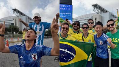 Shin Fujiyama no ocultó su felicidad ante de ingresar al estadio junto a Carlos Espina, presidente del Victoria, quien le regaló el boleto para poder cumplir su sueño. FOTO, Philep Clark, Facebook Shin Fujiyama.
