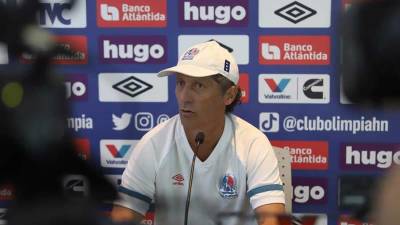 Pedro Troglio, entrenador del Olimpia, habló de su próximo partido ante Victoria y de la eliminación de la Sub-17 de Honduras.