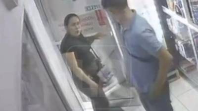 La enfermera Elvia Mercedes Gómez López, encontrada muerta el pasado 3 de junio en su vivienda de la colonia Santa Fe, había denunciado meses antes a su pareja sentimental por violencia doméstica y pidió protección judicial ante el temor de que las agresiones en su contra continuaran escalando.