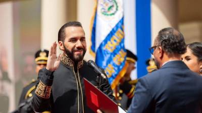 Bayib Bukele en la juramentación para su segundo mandatos.