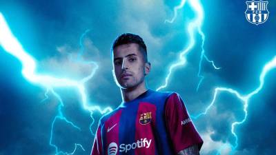 Joao Cancelo se ha convertido en nuevo jugador del FC Barcelona.