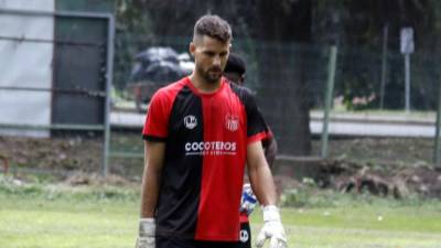 El portero argentino Matías Quinteros afronta una nueva temporada con el Vida.