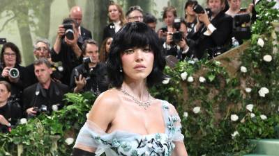 Sydney insistió en que su pareja no respalda económicamente su productora Fifty-Fifty Films.