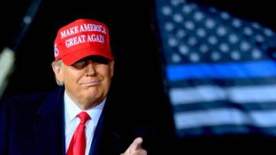 El FBI encontró archivos secretos en la mansión Mar-a-Lago de Trump.