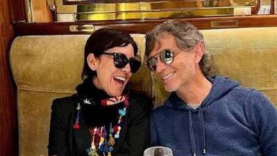 La pareja se mostró muy feliz en redes sociales.