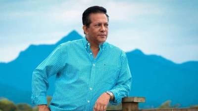 Fotografía en vida del cantautor hondureño Moisés Canelo.