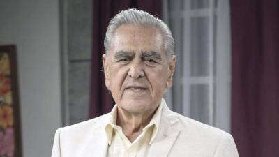 El actor Eric del Castillo.