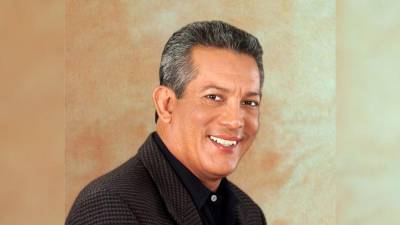 Canelo nació en 1950 en la aldea Francia, Limón, Colón.