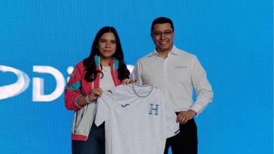 Ya puedes adquirir tu camiseta oficial de la Selección Nacional de Honduras a través de la aplicación de PedidosYa en tu celular.