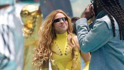 La presentación de Shakira durante la ceremonia inaugural del Mundial 2026 no solo acaparó la atención por su interpretación del tema oficial “Dai Dai”, sino también por una inesperada polémica que estalló en redes sociales minutos después del espectáculo.
