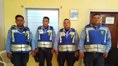 Cuatro policías fueron capturados en una calle que conduce al municipio de Nacaome.