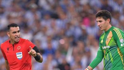 Juan Gabriel Calderón de Costa Rica pitará el Honduras vs Cuba.