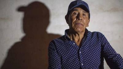 Rafael Caro Quintero, conocido como el Narco de Narcos y exlíder del Cártel de Guadalajara, fue trasladado al hospital el pasado 20 de septiembre y permaneció ingresado durante varios días. Sin embargo, el 25 de septiembre, cinco días después, fue dado de alta y regresado al penal del Altiplano.