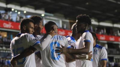 Honduras se dio un festín y logró su primer triunfo en la Nations League de Concacaf.