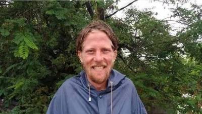 Hay muchos jugadores que no corren con la suerte de tener éxito su carrera y los diferentes problemas en su vida personal y terminan por tener una dura situación.