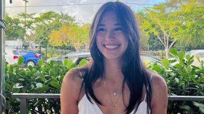 Krysta Tsukahara, una estudiante universitaria de 19 años, murió el 27 de noviembre de 2024 en Piedmont, California, luego de quedar atrapada dentro de una Tesla Cybertruck que se incendió tras estrellarse contra un muro de contención y un árbol. En el accidente también fallecieron dos de sus amigos.