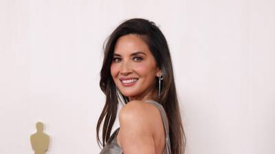 Olivia Munn tiene 44 años de edad.