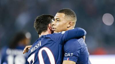 Kylian Mbappé le guarda mucho respeto y admiración a Lionel Messi.