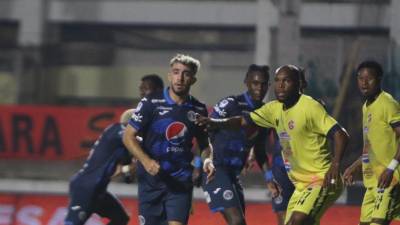 Auzmendi y Rubilio fueron titulares, pero no pudieron marcar.