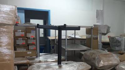 Parte de la donación son “camas hospitalarias para cuidados intensivos, colchones, muletas, carros para equipo, mesas ginecológicas y de examinación”.