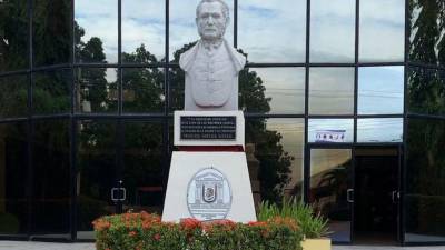 Vista principal de la Universidad Nacional Pedagógica Nacional Francisco Morazánen San Pedro Sula.