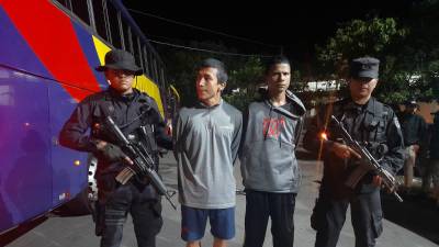 Los detenidos fueron identificados como Abraham Cornejo Hernández (alias Anona o <b>Skyper</b>) y Dennys Iván Ramírez (Negro).