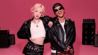 Bruno Mars y<b> </b>Rosé<b> </b>de Blackpink.