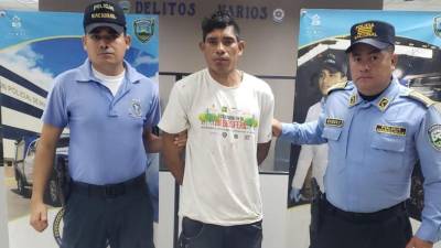 Emiliano Perez Gamez fue presentado por agentes de la Policía.