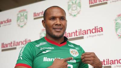 Juan Anangonó se mostró ilusionado en su presentación como nuevo jugador del Marathón.