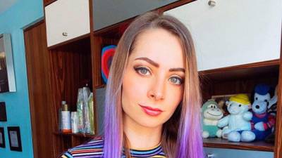 La youruber Yosstop.